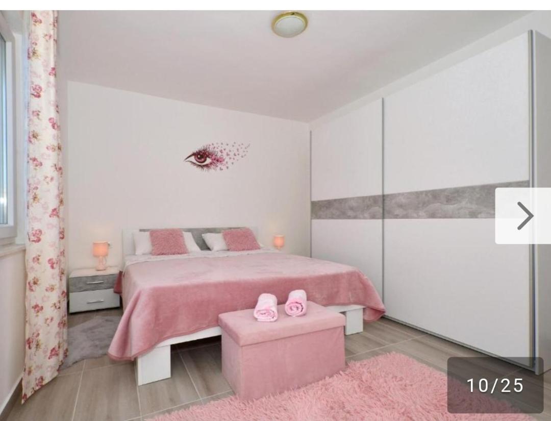 Apartman Varga Traù Esterno foto