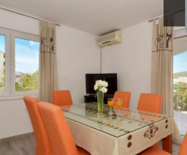 Apartman Varga Traù Esterno foto