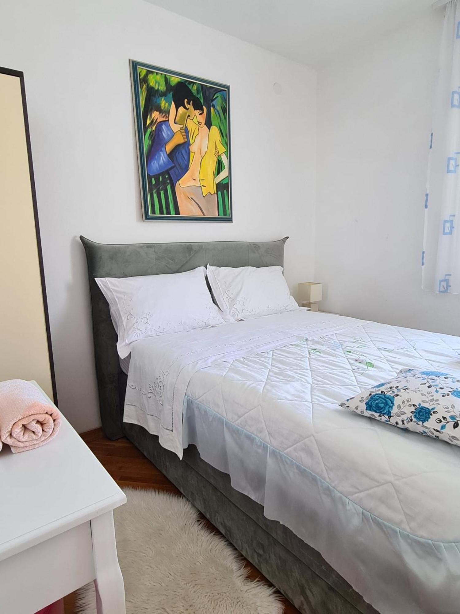 Apartman Varga Traù Camera foto