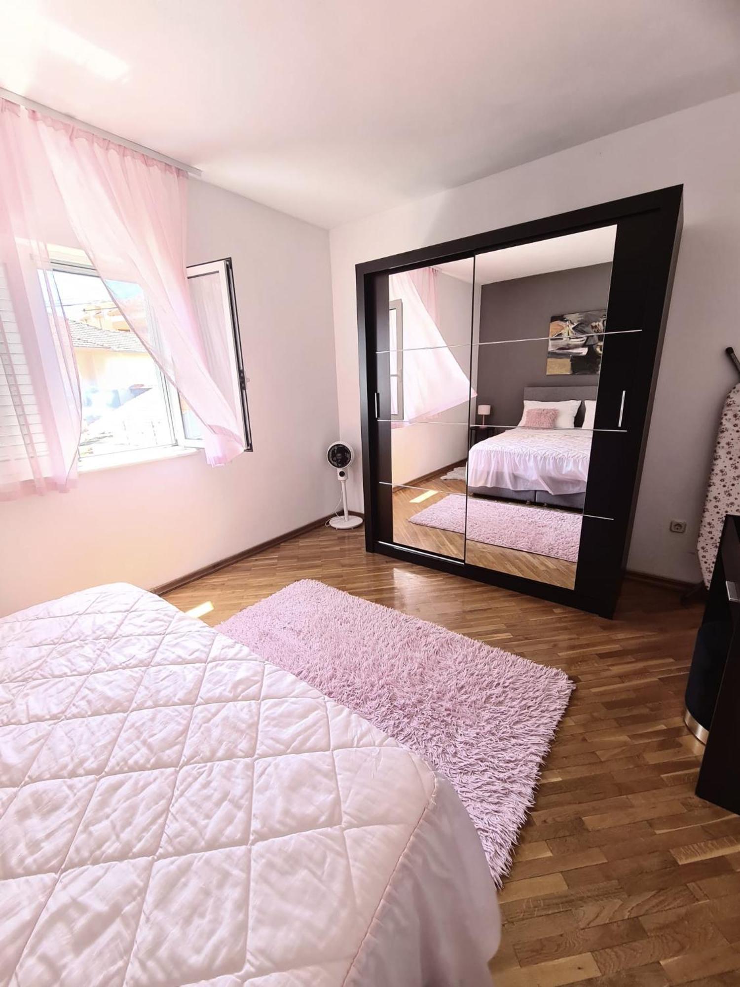 Apartman Varga Traù Camera foto